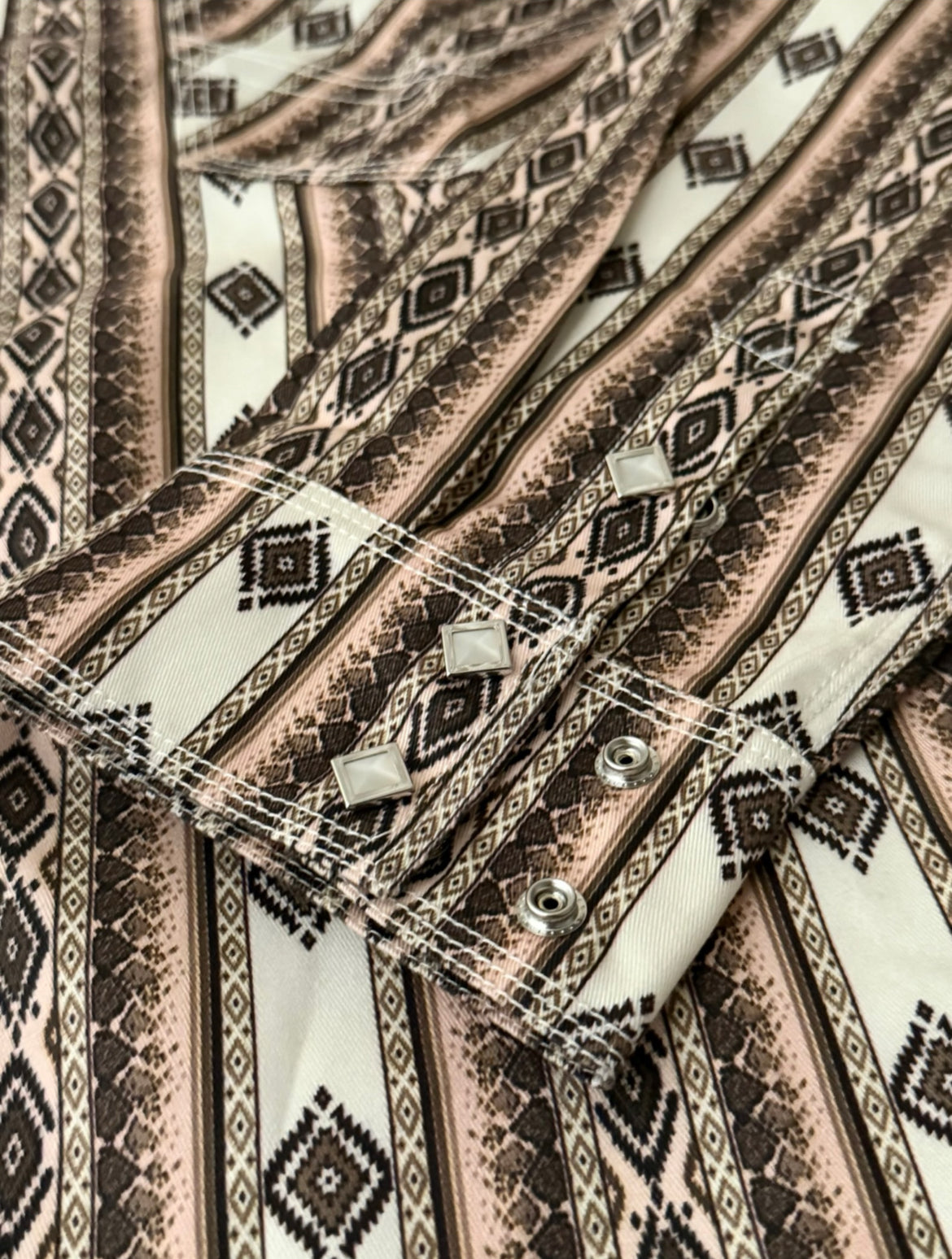 AZTEC DIAMOND BACK ๐ถ๐